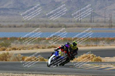 media/Apr-10-2022-SoCal Trackdays (Sun) [[f104b12566]]/Turn 14 (10am)/